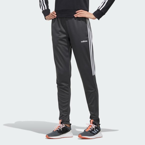 Iconic Adidas Track Pants Joggers Black 3 Stripe - Picture 1 of 13